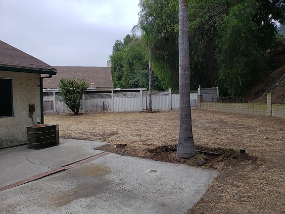 2nd image of 1271 Westmont Pl