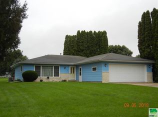307 E Highland Dr, Marcus, IA 51035