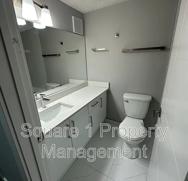 8503 99th St NW #202 — Photo 5