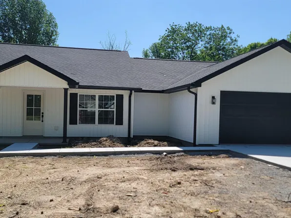 1820 Debby Dr, Paducah, KY 42003
