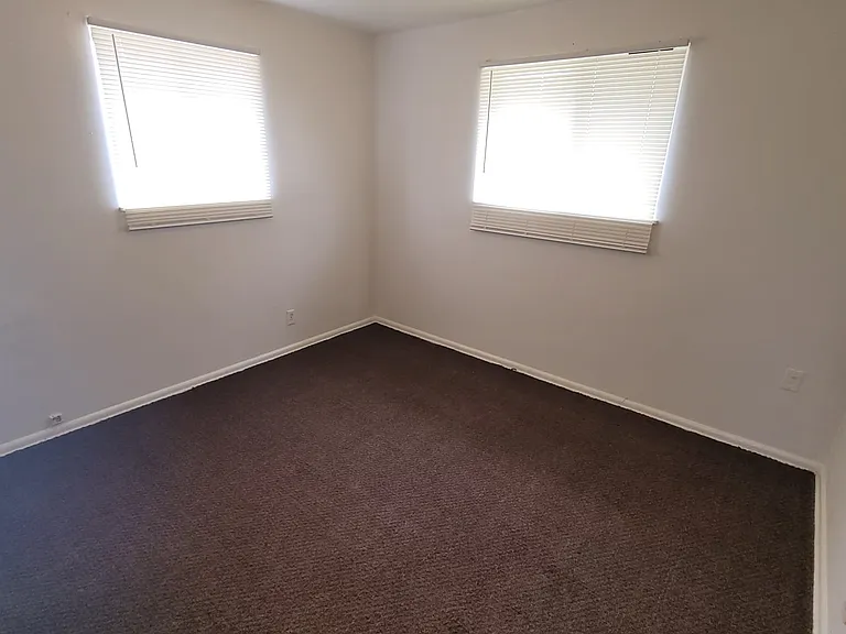 7900 W Bender Ave #4 — Photo 5