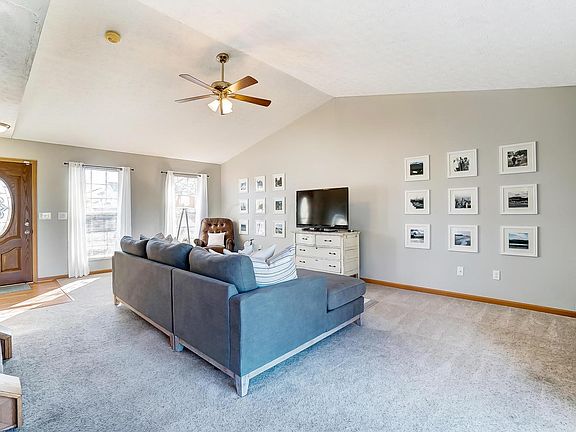 5th image of 8560 Cadence Dr