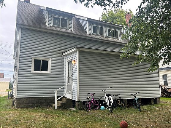 2nd image of 2168 Main St