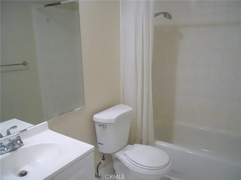 818 E Valley Blvd — Photo 10