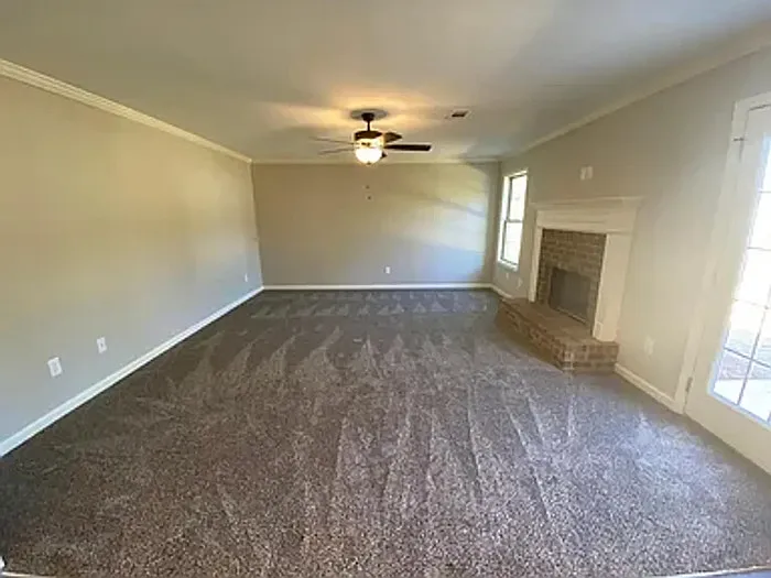 1945 Miller Lake Cir — Photo 22
