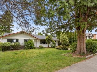 6539 Napier St, Burnaby, BC