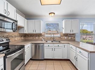 220 Wegstrom St, Hutto, TX 78634