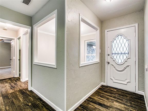 3rd image of 4214 Pleasant Oaks Ct