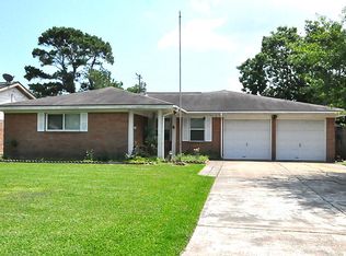 2121 22nd Ave N, Texas City, TX 77590