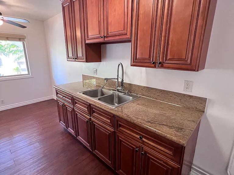 149 W Montecito Ave #A — Photo 13