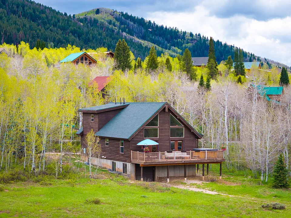 4801 Conifer Dr