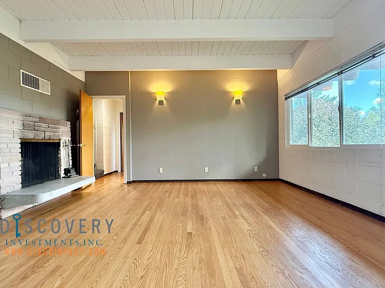 16 Carisbrook Ln — Photo 31