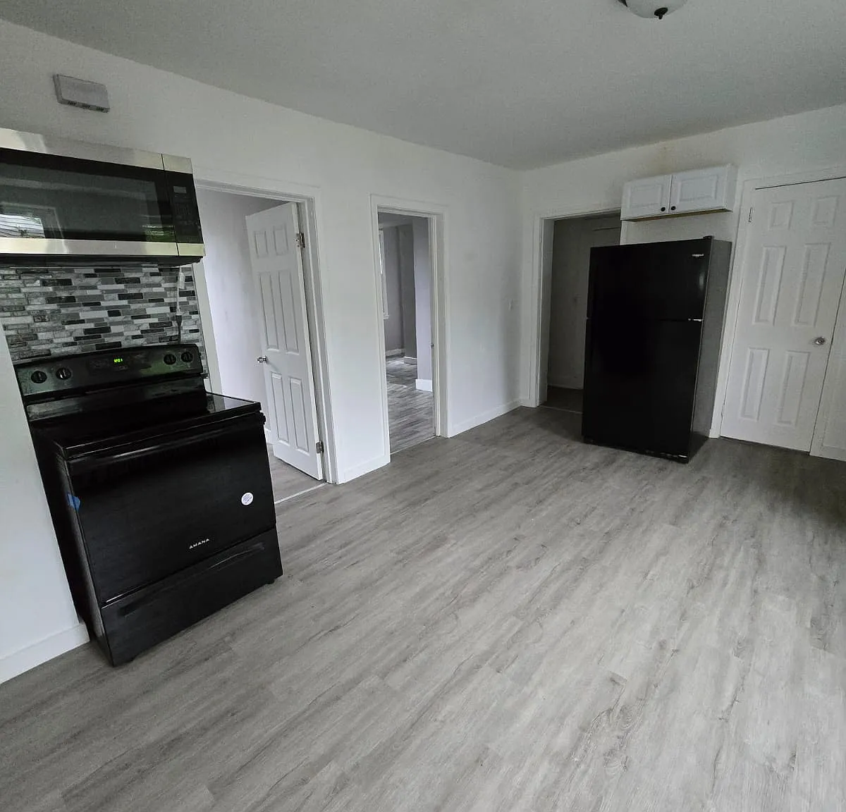 2 bed, 2344 sqft, $1,745 — Photo 4