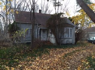 4445 N River Rd, Fort Gratiot, MI 48059