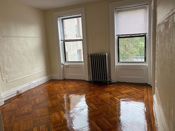 5th image of 195 Saint Marks Ave APT 4