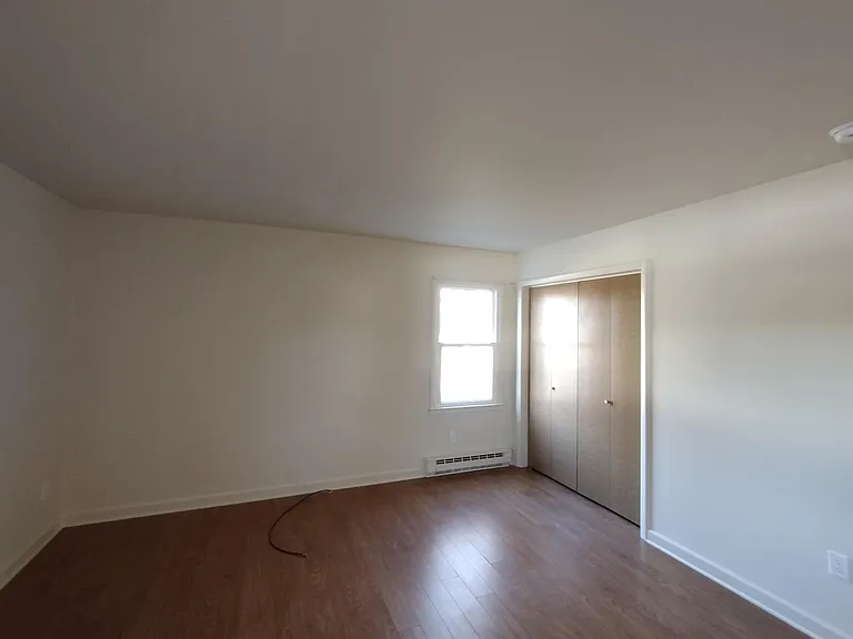 113 Holly Ter — Photo 18