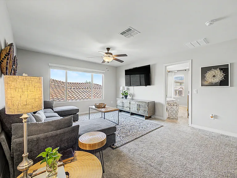 11961 N Silver Village Pl — Photo 41