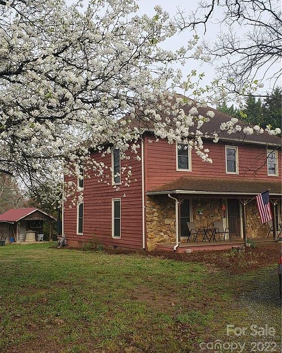 1st image of 412 Dogwood Dr