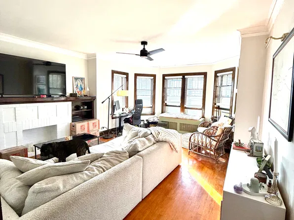 4205 N Francisco Ave #3, Chicago, IL 60618