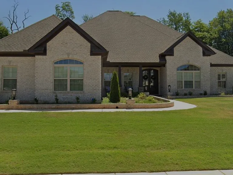 344 Kendallwood Dr — Photo 1