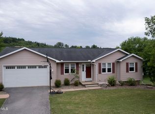 623 Orchard Dr, Duncansville, PA 16635