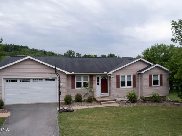 623 Orchard Dr, Duncansville, PA 16635