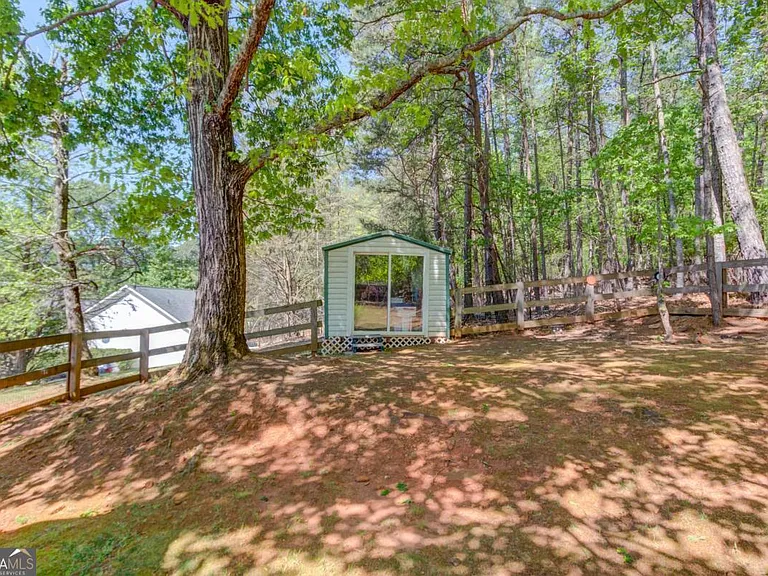 3314 Banks Mountain Dr — Photo 32