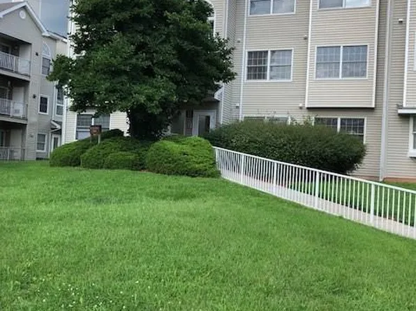 926 Edpas Rd #926, New Brunswick, NJ 08901