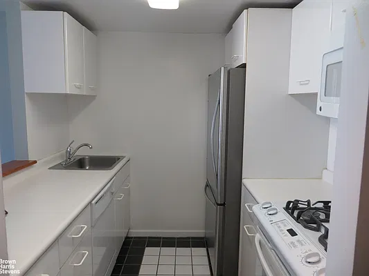 Rented by Brown Harris Stevens | media 1