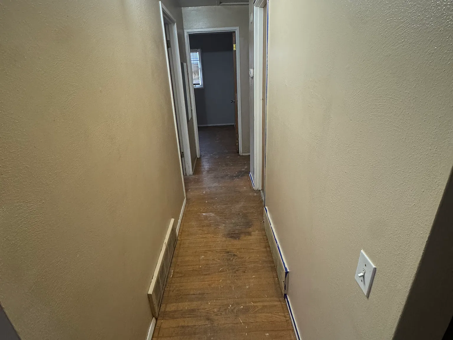 9619 Newton Dr — Photo 3