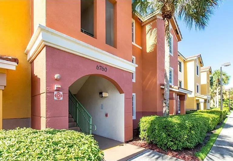 6760 Heritage Grande #6103 — Photo 8