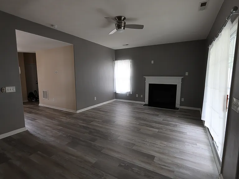 13444 High Gate Mews — Photo 3