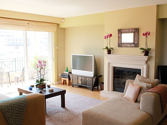 5th image of 2230 S Bentley Ave #Penthouse 3