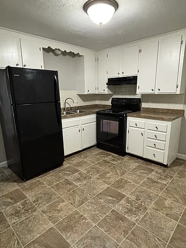 26 Walker St #A Photo 1