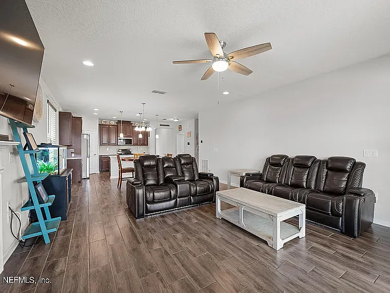 477 Convex Ln — Photo 6