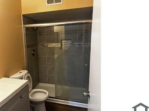 436 Chapel Ridge Dr APT H, Hazelwood, MO 63042