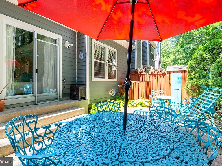 12 Chelsea Ct — Photo 40