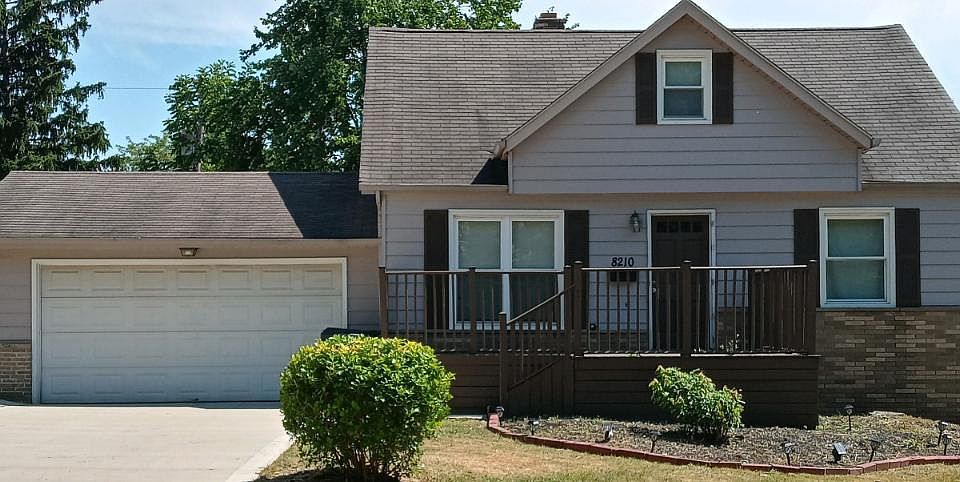 1st image of 8210 Crudele Dr