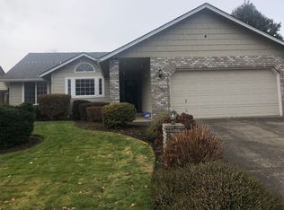 3970 Shenstone Dr, Eugene, OR 97404