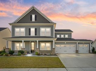 2016 Delaney Hills Ln, Fuquay Varina, NC 27526