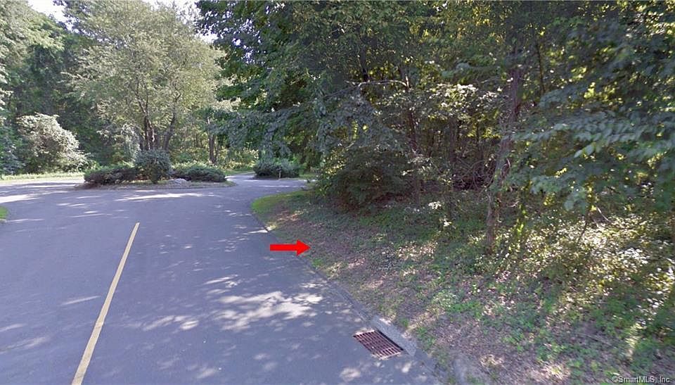 1st image of 18 Hickory Hill Drive