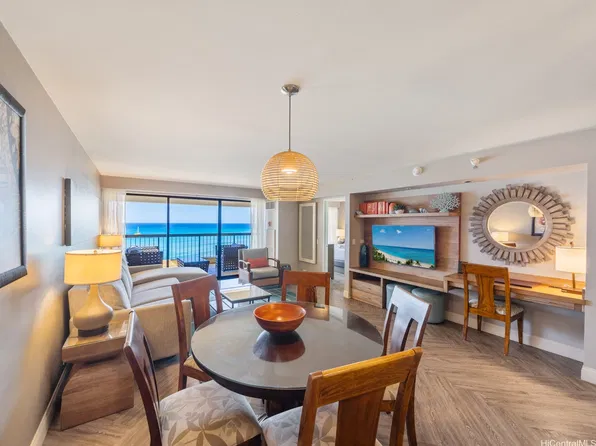 2470 Kalakaua Ave APT 1202, Honolulu, HI 96815