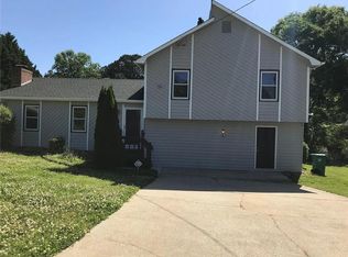 2150 Tiffany Trl, Lithonia, GA 30058