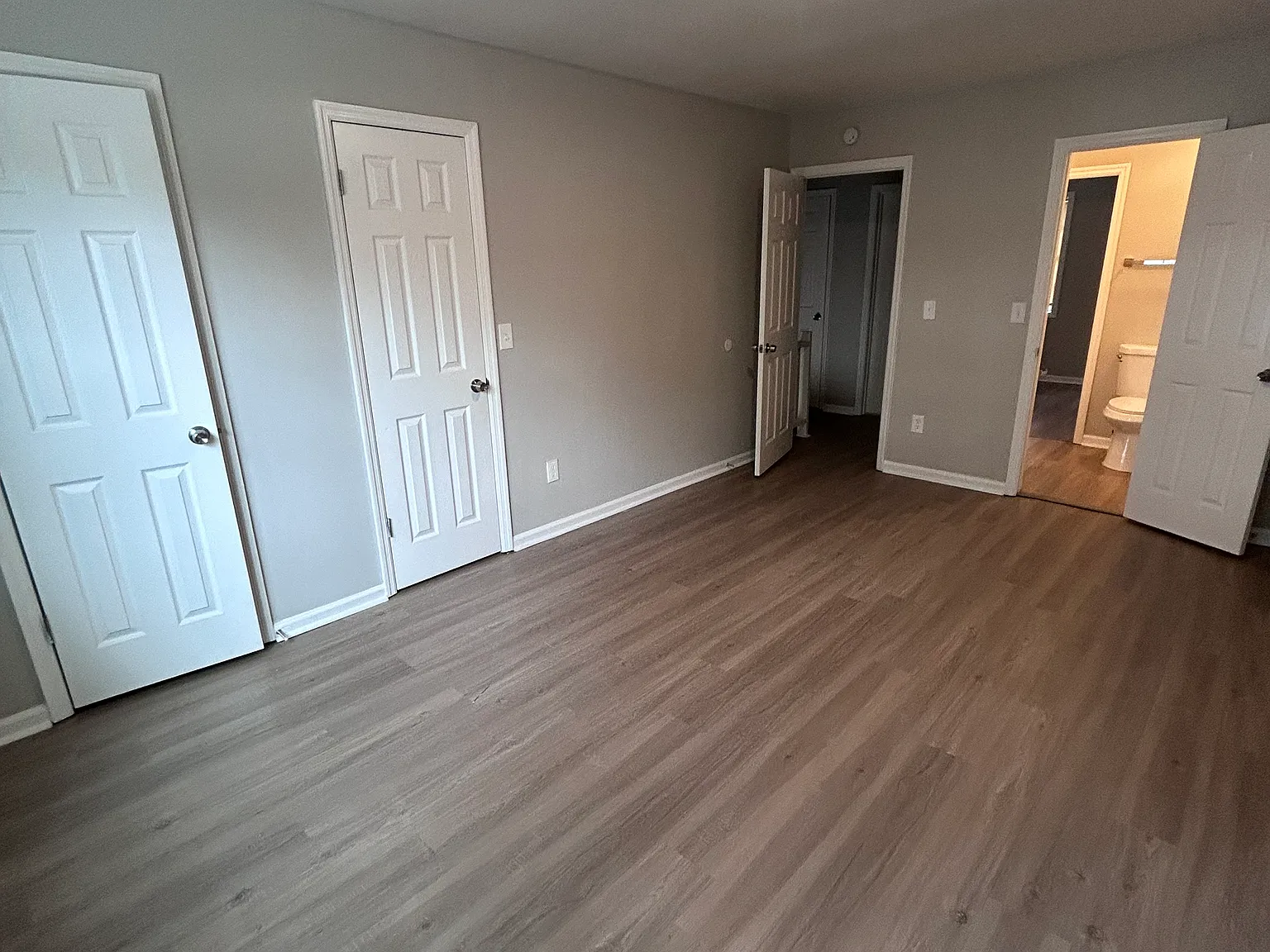 2 bed, $1,800 — Photo 2