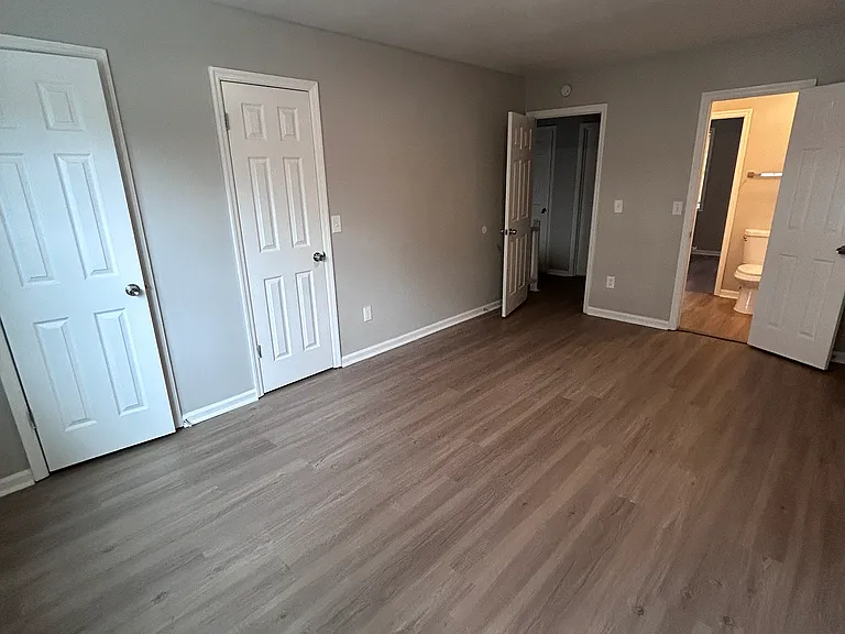 7669 Hunters Ridge Ln #2 — Photo 2