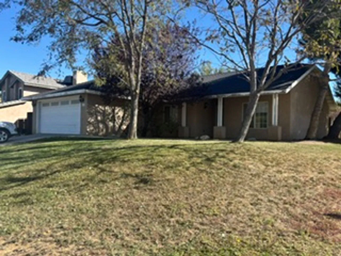 4 bedroom with a/c in City Of Tehachapi — Photo 2