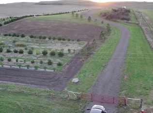 6851 2nd Ave SW, Hazelton, ND 58544