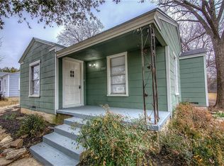 4945 Cedarhill Rd, Fort Worth, TX 76116
