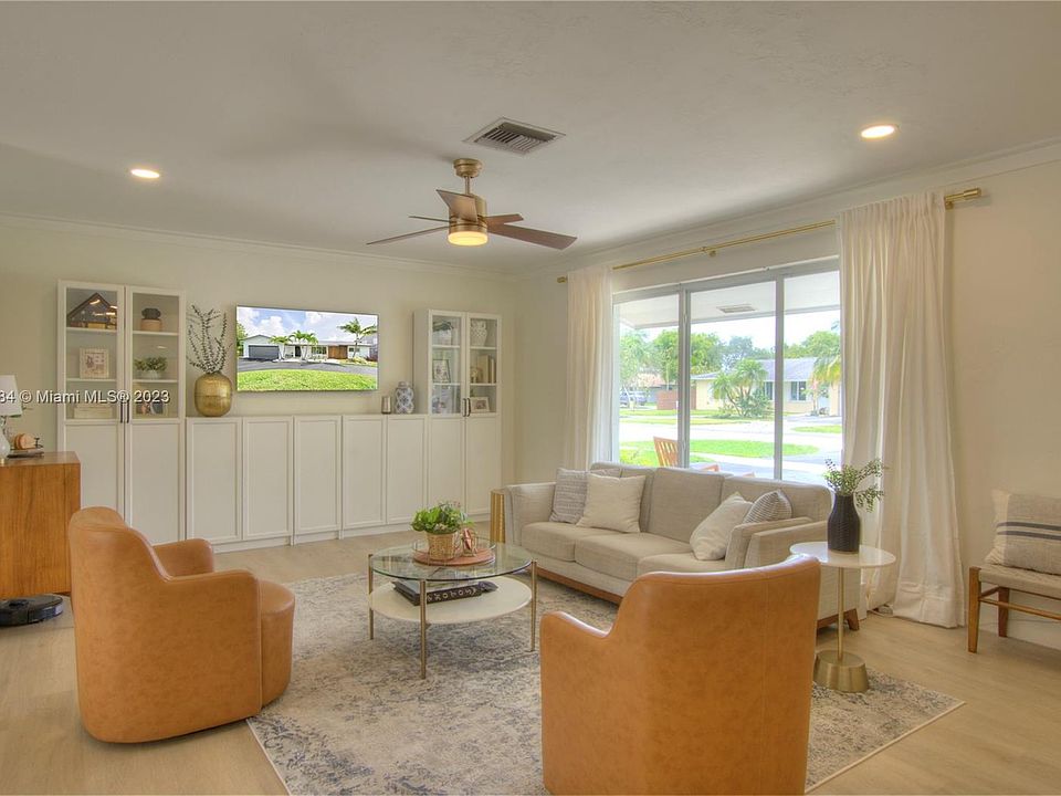 1st image of 8261 SW 205th St