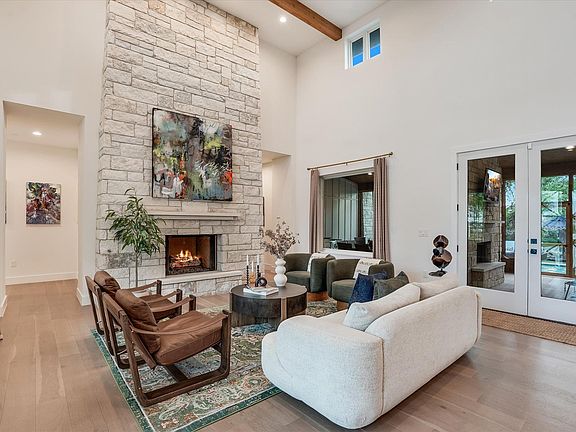 5th image of 1379 Bunker Ranch Blvd